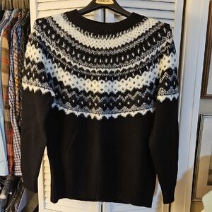 Beautiful black fairasle sweater